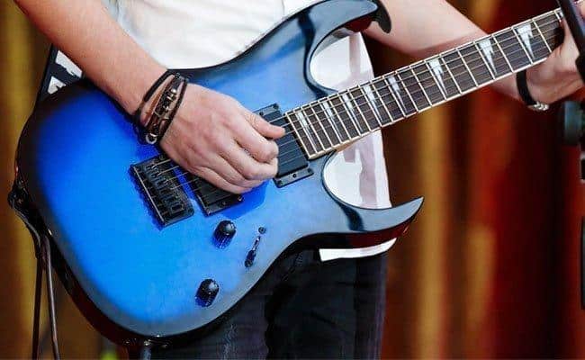Hangi Tür Gitar ile Başlamalıyım?